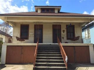 510 Amelia St, Gretna LA  70053-5404 exterior