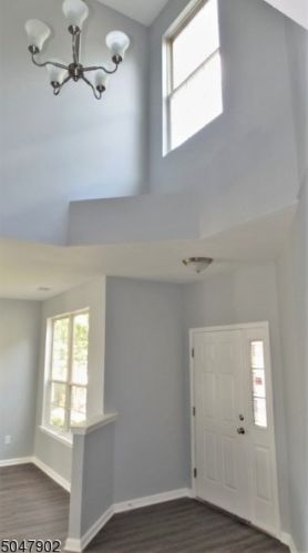 55 Saxton Dr, Hackettstown NJ  07840-1742 exterior
