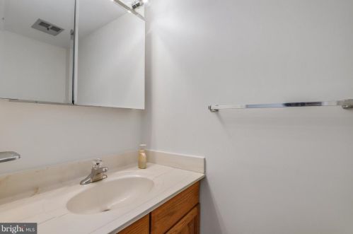 125 Snowy Owl Dr, Silver Spring MD 20901-1656 exterior