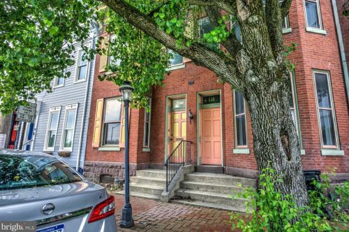 550 Race St, Harrisburg, PA 17104-1646