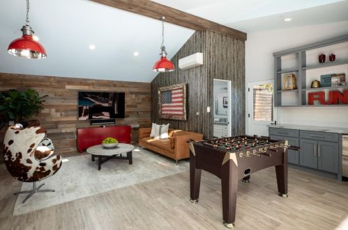 1475 Country Clb Dr, Los Altos CA 94024-5904 exterior