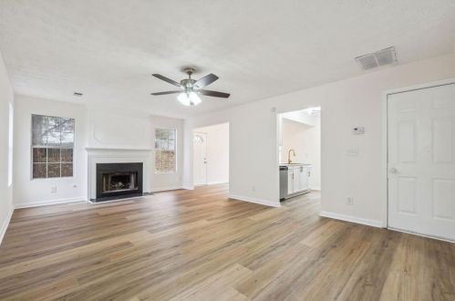 785 Ashley Ln, Stone Mountain, GA 30087-4654