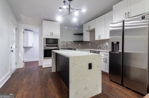 2278 Drew Vly Rd, Atlanta GA  30319-3977 exterior