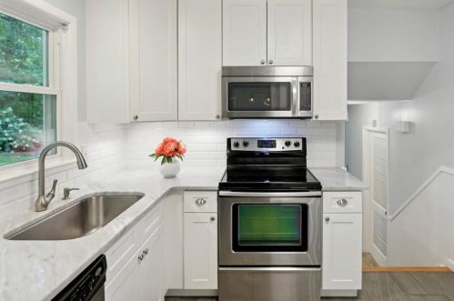2745 Eaton Pl, Atlanta GA  30350-5547 exterior
