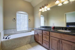 338 Cage St, Houston TX  77020-6114 exterior