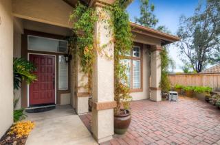 13609 Sunset View Rd, Poway, CA 92064-5051