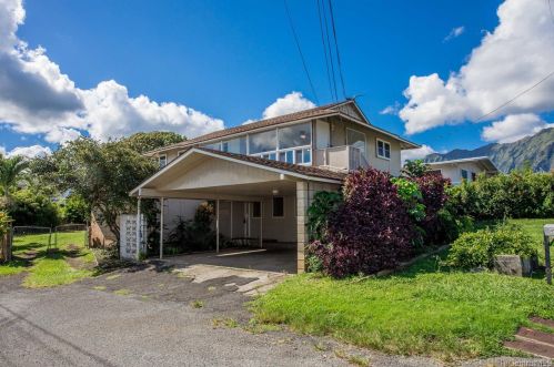 45324 Mahalani St, Kaneohe, HI 96744-6317