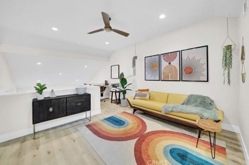 871 Sapphire Ln, Anaheim CA  92807-4864 exterior