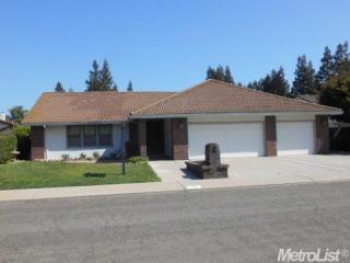 909 Newby Ln, Modesto, CA 95356-1825