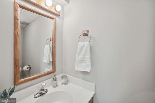 725 Sonata Way, Silver Spring MD exterior