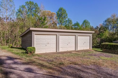 30 Leadhead Ct, Big Canoe, GA 30143-5733