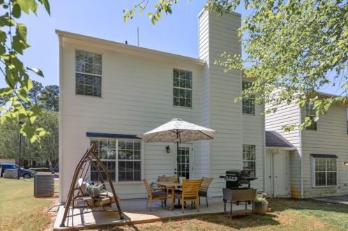 2298 Charleston Pointe, Atlanta GA  30316-3025 exterior
