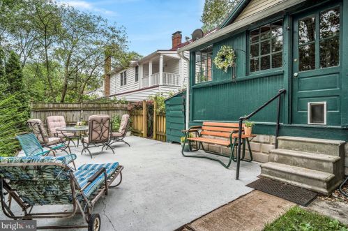 125 Parker St, Carlisle PA  17013-2821 exterior