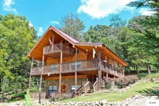 291 High Country Rd, Cosby, TN 37722-3537