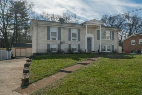 229 Bonnabrook Dr, Hermitage, TN 37076-1829
