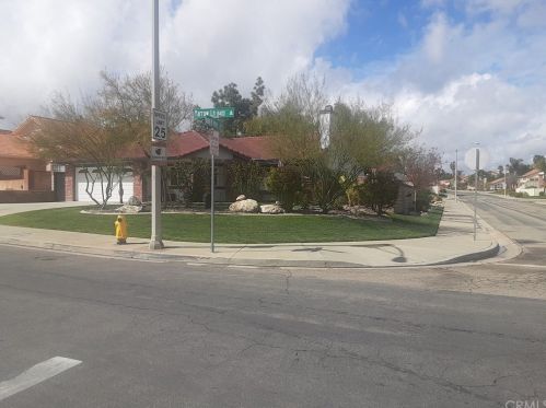 8415 Yarrow Ln, Riverside CA  92508-2969 exterior