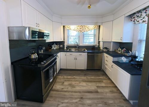 25 Roosevelt Blvd, Lancaster PA  17601-4039 exterior