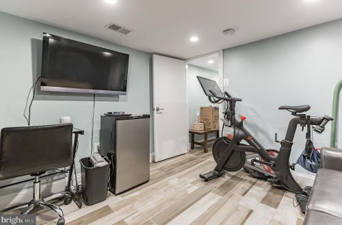 833 Livingston St, Philadelphia PA 19134-5319 exterior