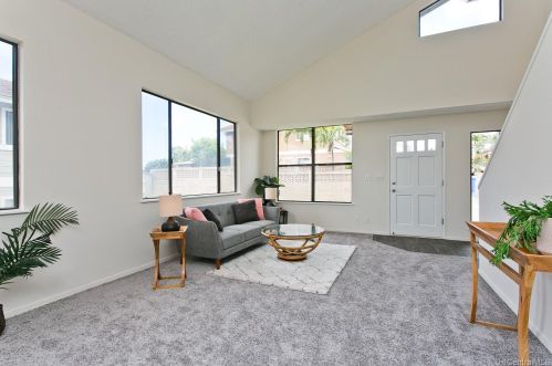 92-6930 Puliko St, Kapolei, HI 96707-2316