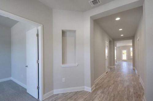9201 Alex Ln, Austin TX  78748 exterior