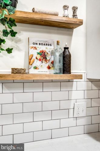 1509 Robert Rd, Lancaster PA  17601-5632 exterior