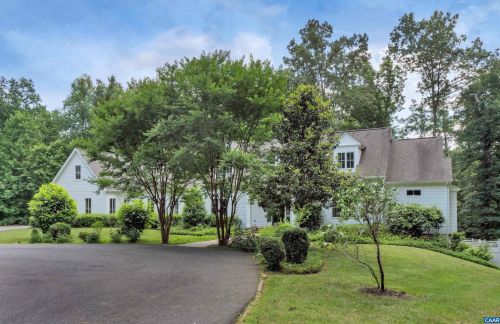 1410 Plains Dr, Charlottesville, VA 22901-9550