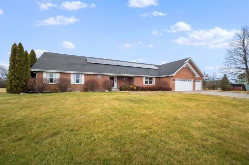 2628 Royal Ridge Dr, Crete, IL 60417-4631