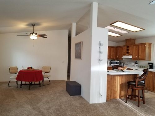 658 Via Santa Paulo, Vista CA  92081-6370 exterior