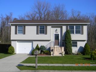 1721 Perennial Way, Erie, PA 16510-2681