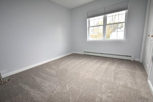 560 Wood Duck Dr, Torrington CT  06790-2587 exterior