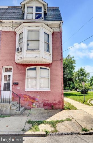 141 Edgar St, York, PA 17403-5634