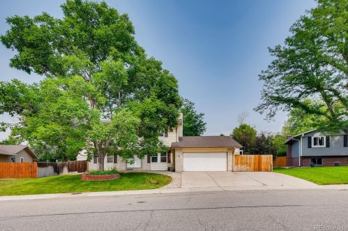 7108 Spruce St, Englewood, CO 80112-1741