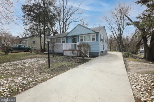 128 Webster Ave, Stratford, NJ 08084-1023