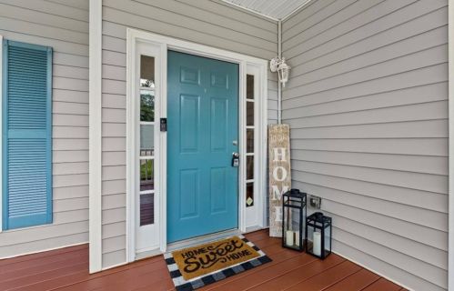 842 Eagle Glen Xing, Holly Springs GA  30189-6958 exterior