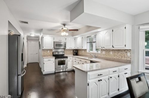 35 Olde York Rd, Dover NJ  07869-2720 exterior