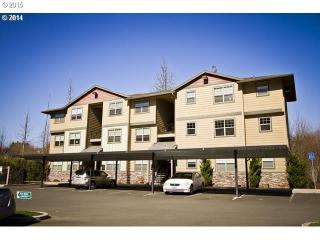 17375 Ruben Ln, Sandy, OR 97055-8853
