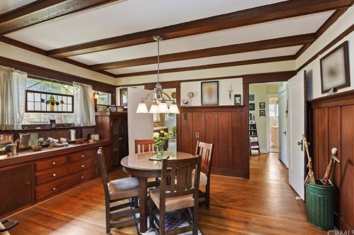 6268 Palm Ave, Riverside CA  92506-2021 exterior