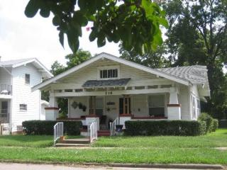 216 4th Ave, Ardmore, OK 73401-6161