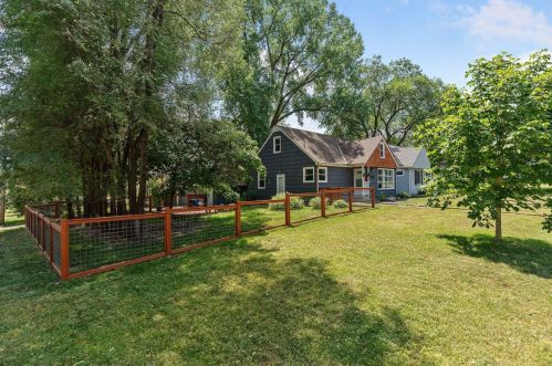8801 Club Rd, Minneapolis, MN 55426-2319
