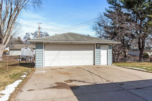 261 Gresham Ave, Saint Paul MN  55128-3916 exterior
