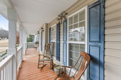 311 Riverstone Dr, Hiram, GA 30141-4575