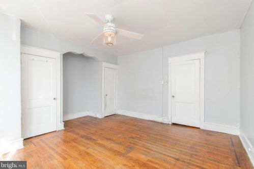 5643 10th St, Philadelphia PA 19148-4403 exterior