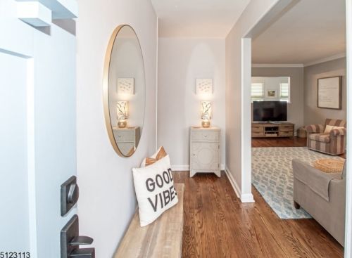 1958 Grenville Rd, Scotch Plains, NJ 07076-2908