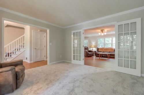 2849 Windsor Oaks Trce, Marietta, GA 30066-2243