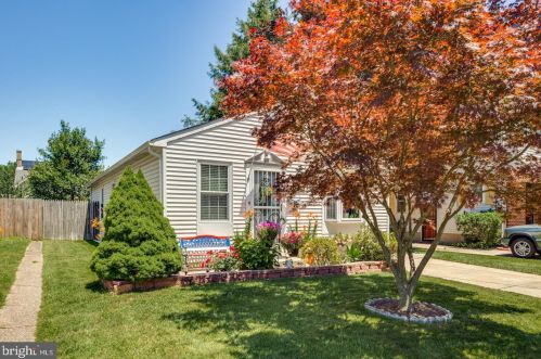 1608 River Dr, Camden NJ  08110-2922 exterior