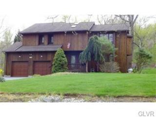 1338 Santee Mill Rd, Bethlehem, PA 18017-1112