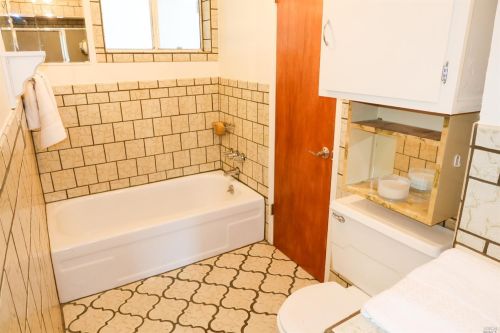 1800 Sanford Rnch Rd, Ukiah CA 95482-5299 exterior