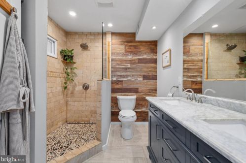 2231 Luzerne Ave, Silver Spring MD 20910-2133 exterior