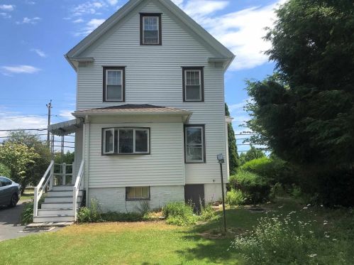 271 Sagamore Ave, Portsmouth, NH 03801-5528