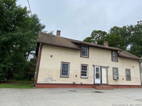 22 River Rd, Bozrah, CT 06334-1119
